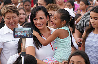 Impulsa Laura Fernández formación cultural de niños portomorelenses