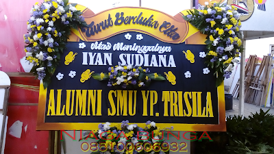 papan bunga ucapan turut berduka cita