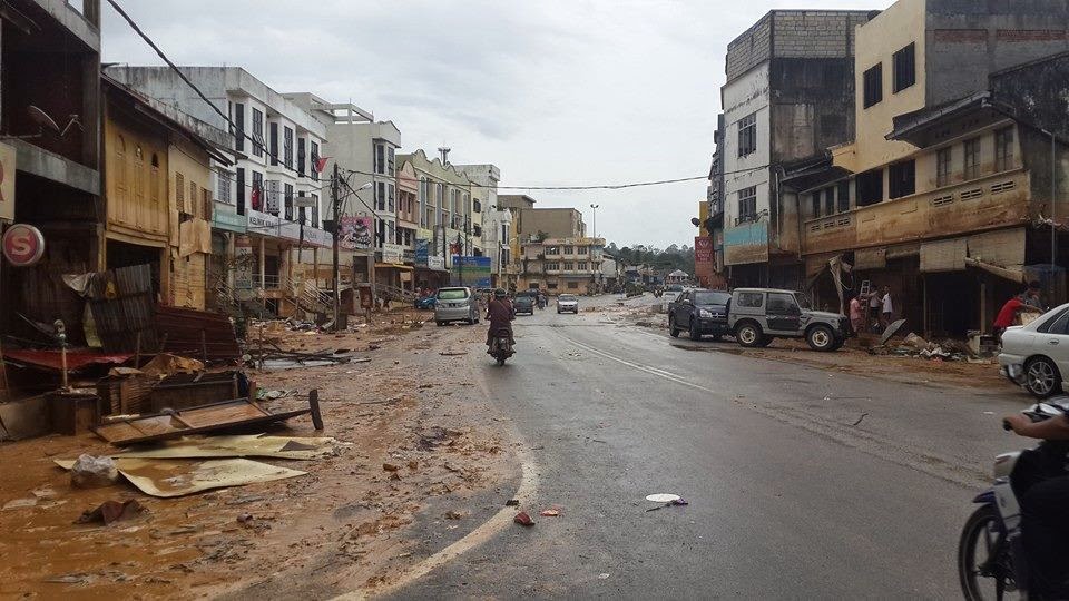 Mansyah punya blog: [Gambar] - Keadaan Selepas Banjir 2014