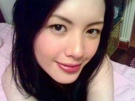 Ellen Adarna Random Photos