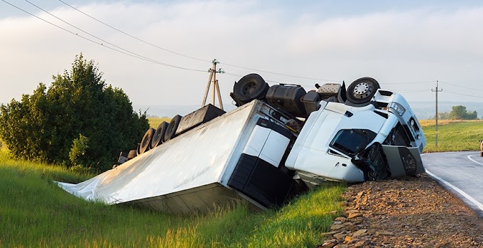 Hitting the brakes on Tractor Trailer Accidents: Your Go-to Attorney