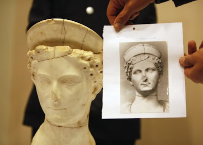 Italy has returned to Libya the head of a 2.000 year-old statue