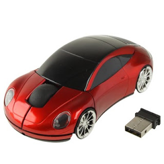 Mouse Optical Wireless Berbentuk Mobil 2.4 Ghz menjangkau hingga 10 meter.
