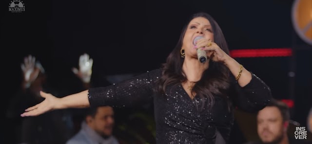 Shirley Carvalhaes lança sua nova música e videoclipe "A Glória é Pra Deus"