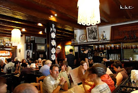 Creperie-Josselin-Paris-inside