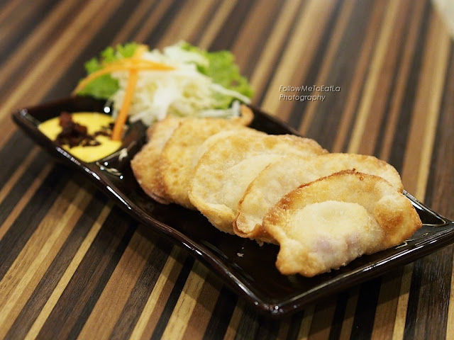 Chef Recommended  Cheesy Bacon Gyoza