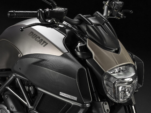 Ducati Diavel Titanium 2015