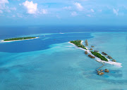 Underwater Hotel in Maldives (picasavision)