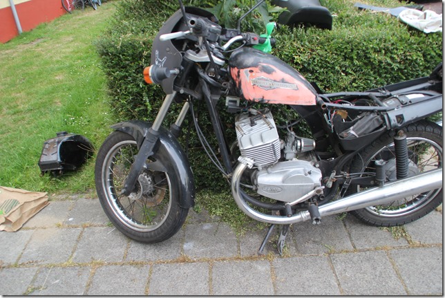 jawa met de sportster tank (7)