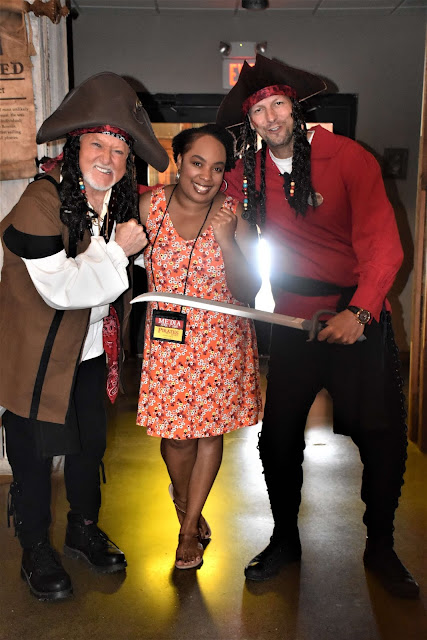 Video: Pirates Voyage Dinner and Show Celebrates Grand Opening with Dolly Parton