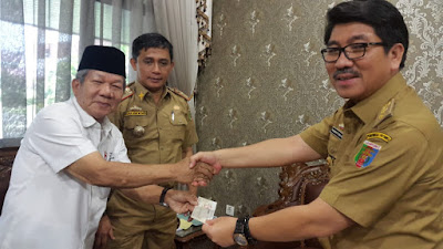 PMI Lampung Serahkan Bantuan ke Korban Gempa Palu 