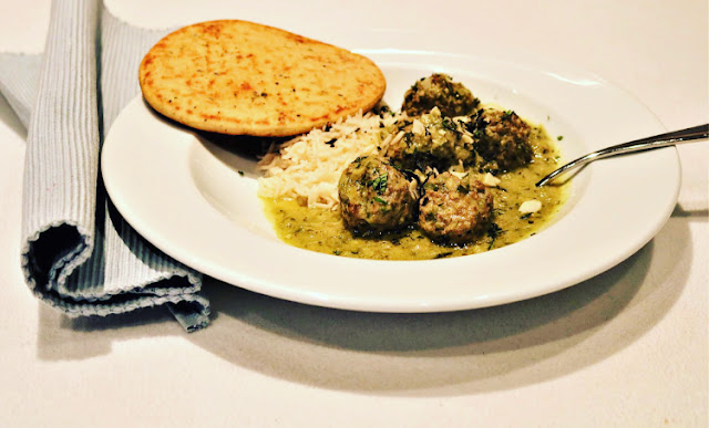 Indian Meatballs with Green Curry Sauce