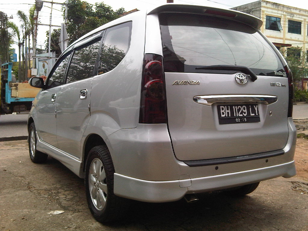 Mobil Bekas Jambi: Avanza VVTi Tipe S Manual 2007 BH Jambi 