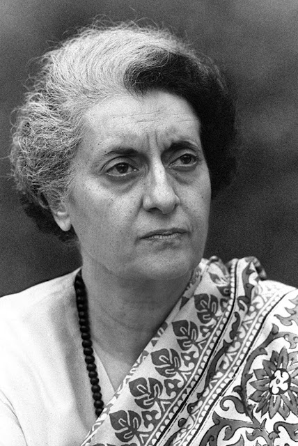 Essay on Indira Gandhi in hindi-इंदिरा गांधी अंग्रेजी निबंध  