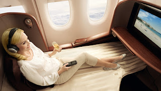 SINGAPORE AIRLINES First Class Cabin