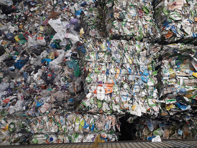 Fardos de plástico para reciclagem