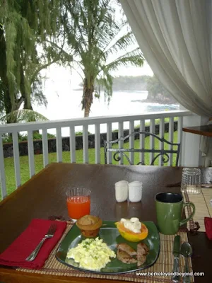 breakfast at Palms Cliff House in Honomu, Big Island, Hawaii