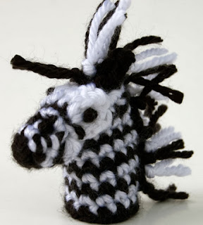 http://translate.googleusercontent.com/translate_c?depth=1&hl=es&rurl=translate.google.es&sl=auto&tl=es&u=http://www.mooglyblog.com/zebra-finger-puppet-free-crochet-pattern/&usg=ALkJrhiOGw73eFzUencjt6Y24SmOKY4fZQ