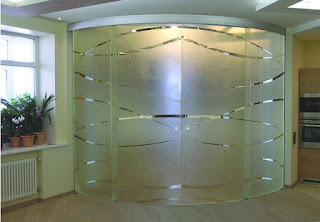 Radial Partition with Sliding Doors