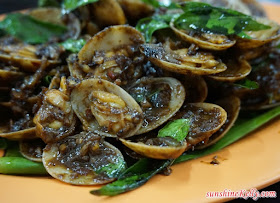 We Love Hokkien Mee, Bandar Puteri Puchong, Hokkien Mee in Puchong, Chinese Restaurant Bandar Puteri Puchong, Hokkien Mee, Loh Mee, fresh water prawns noodle, Fried Lala, Kam Heong Lala, Fried Chicken Wings