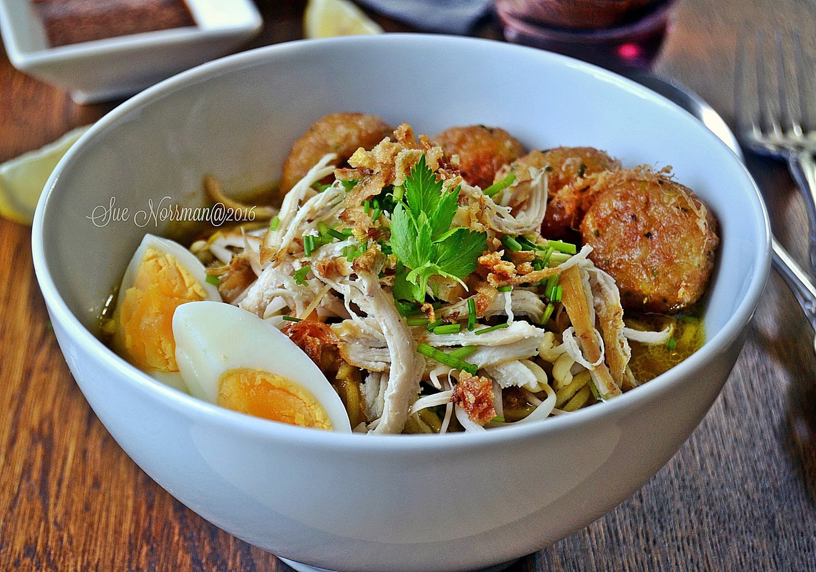 Mee Soto Ayam tersangat Sedap! ~ Swesia's Journey