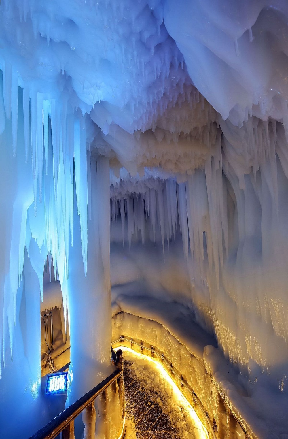 ningwu-ice-cave-3