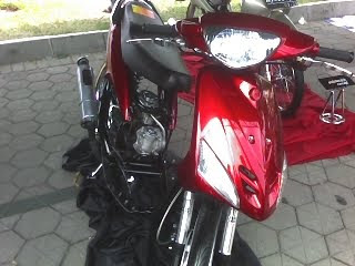 modifikasi motor yamaha mio red airbrush color