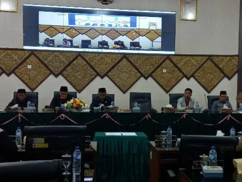 DPRD Kota Padang Setujui APBD TA 2023 Sebesar 2,5 Triliun