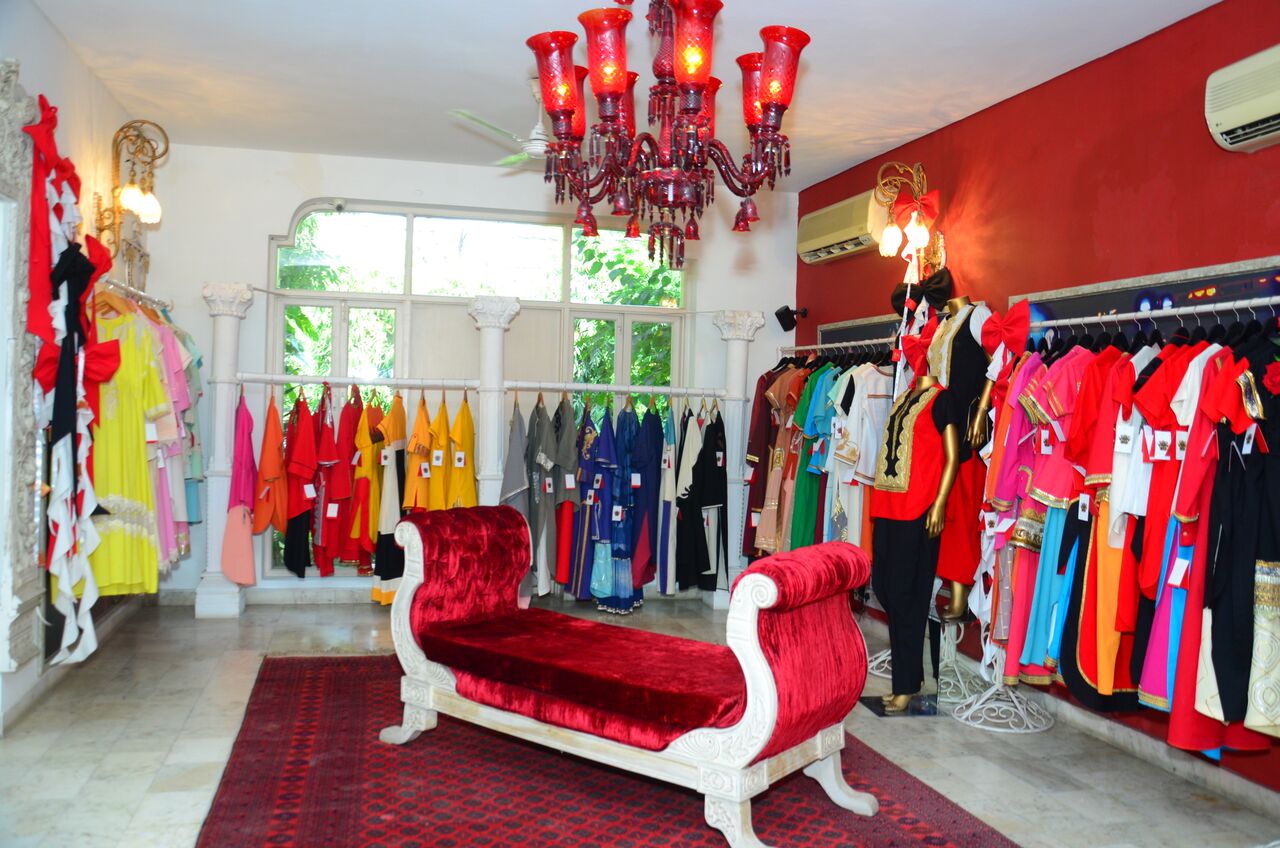 A Khadi Kaleidoscope Ritu Beri Collection Preview Shopping Style And Us