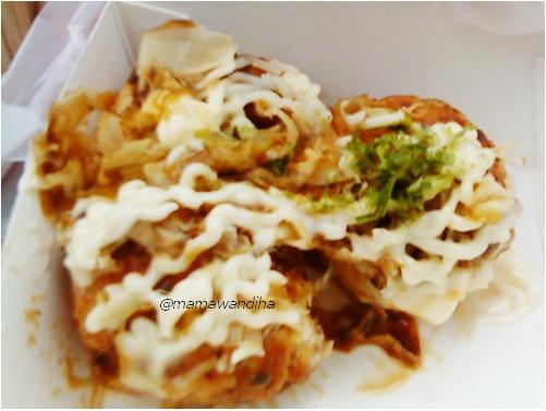 Dari Dapur MaDiHaA: Baked Potatoes With Broccoli And Cheese