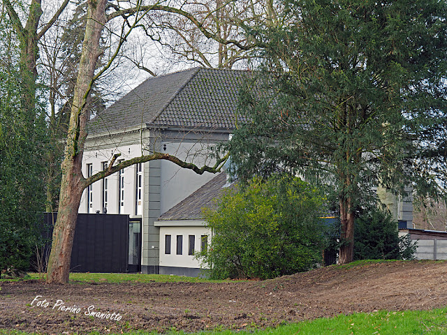Nijmegen, Huize Duckenburg in Lankforst - Dukenburg.
