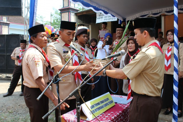 ESTAFET TUNAS KELAPA (ETK) DISERAH TERIMAKAN DARI MABICAB SUKOHARJO KEPADA MABICAB KARANGANYAR