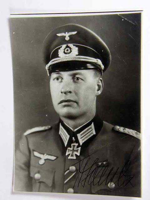 Oberst Johannes Schulz earns Knight's Cross, 6 October 1941 worldwartwo.filminspector.com