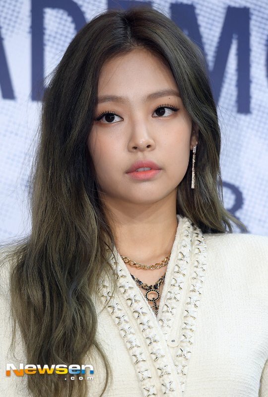 JENNIE at the Chanel s Mademoiselle Priv  Exhibition Event