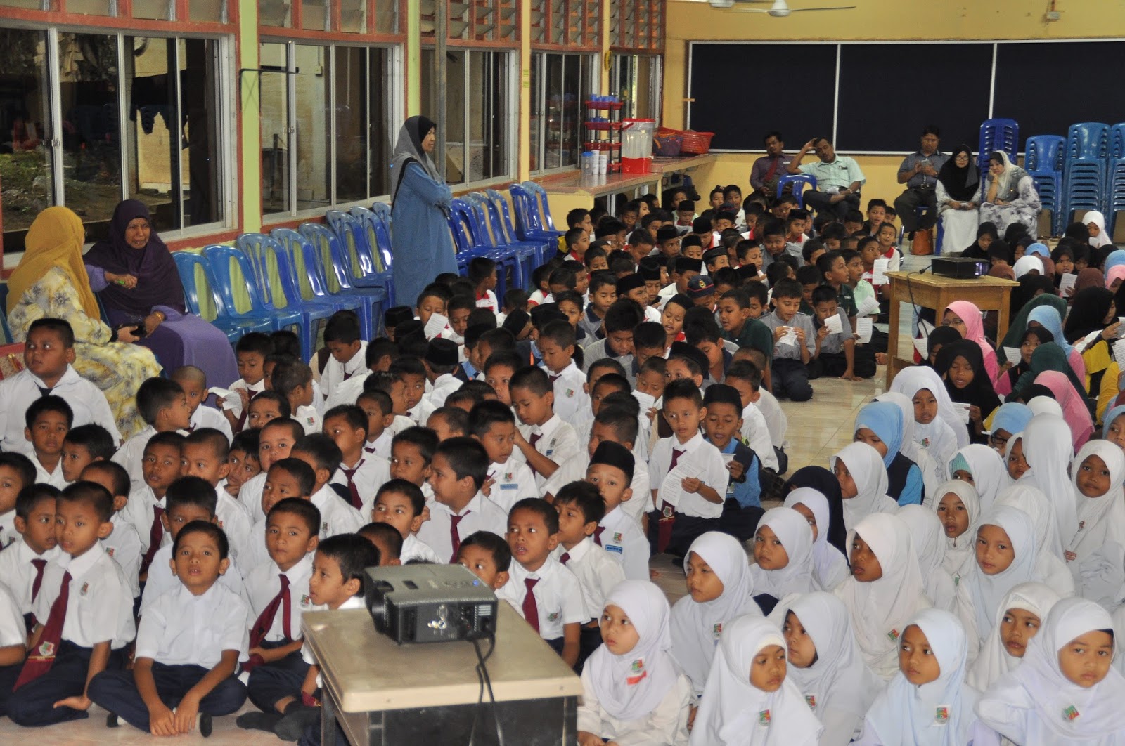 SEKOLAH KEBANGSAAN KUALA KRAI: Majlis Pelancaran Program 