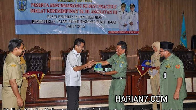 Peserta Diklatpim Bukit Tinggi Studi Lapangan di Salatiga