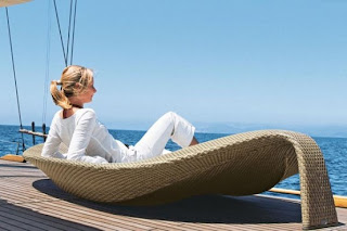 Elegant and Relax Outdoor Wicker Furniture Design 