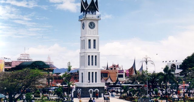 Menara Jam  Gadang  Indahnya Negeriku INDONESIA