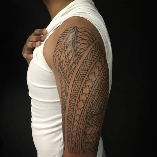 40 fotos e modelos de tatuagens em tribal para os homens