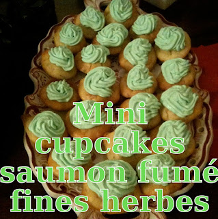 http://danslacuisinedhilary.blogspot.fr/2012/02/mini-cupcakes-au-saumon-fume-et-fines.html