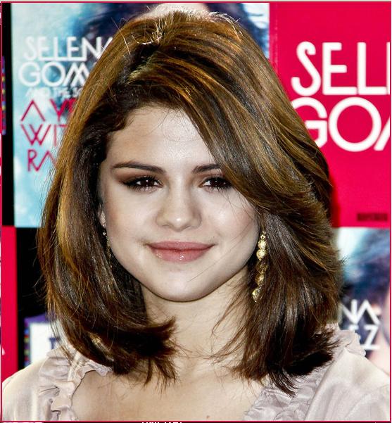 selena gomez new haircut curly. Selena Gomez Hairstyles Medium