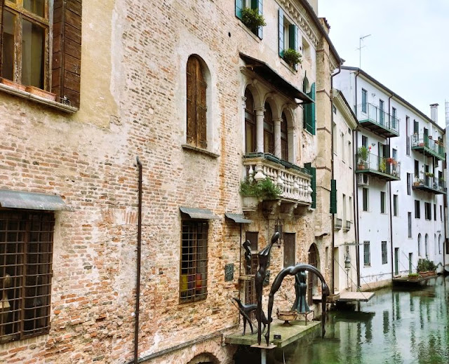 scultura tuffatrice Treviso