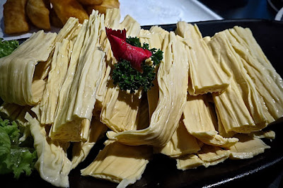 Happy Lamb Hotpot (快乐小羊), bean curd skin 鲜腐竹