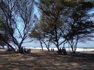 4 Pantai yang Ada di Kulon Progo