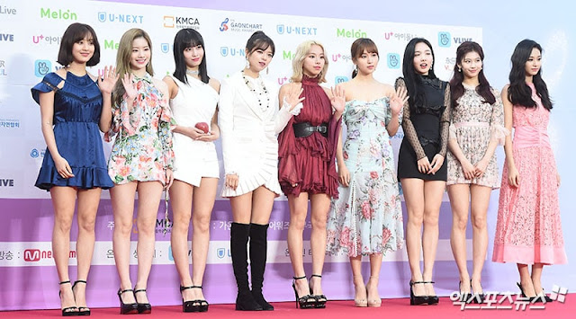 Foto-Foto Idol di Red Carpet 8th Gaon Chart Music Awards