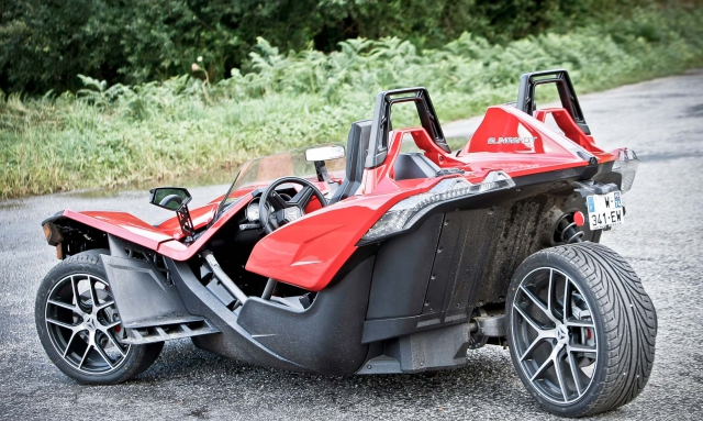 Polaris Slingshot: When Batman meets Transformers!