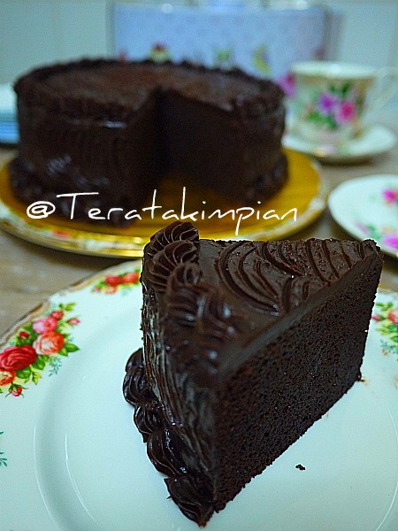 TERATAK IMPIAN -: :-: Moist Chocolate CakeResepi 3