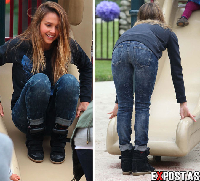 Jessica Alba com sua família no Coldwater Canyon Parkem Beverly Hills - 13 de Abril de 2013