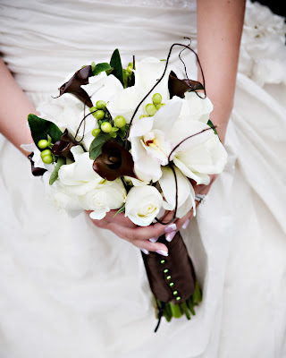 Rich Brown Accents For Your Wedding