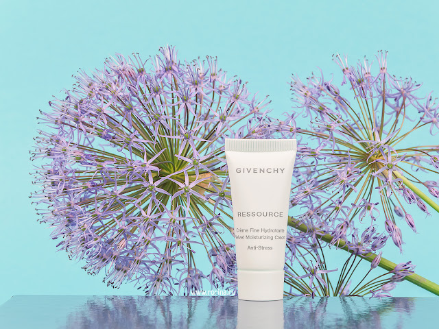 Givenchy Ressource Velvet Увлажняющий легкий антистресс-крем для лица: отзывы с фото